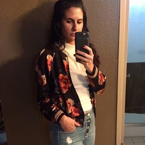 Floral bomber zip up jacket